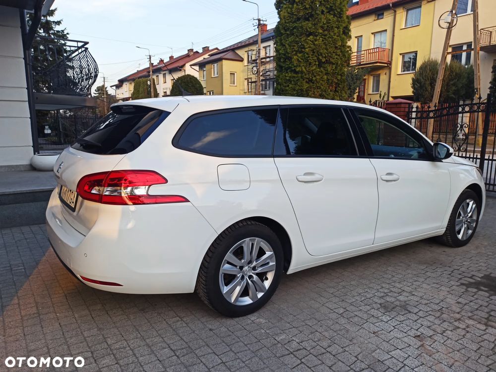 Peugeot 308 1.5 BlueHDi Active S&S EAT8 - 4