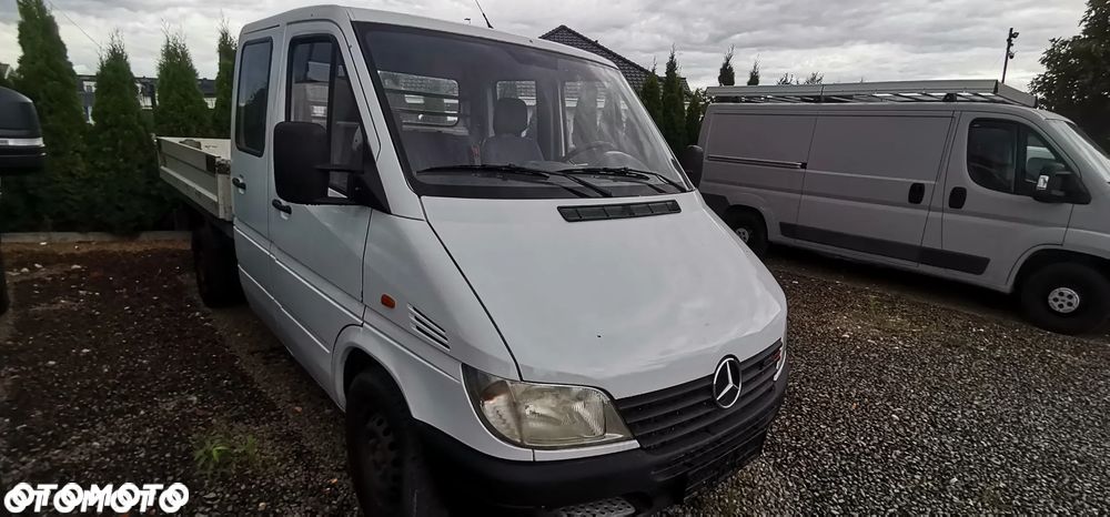 Mercedes-Benz SPRINTER - 28