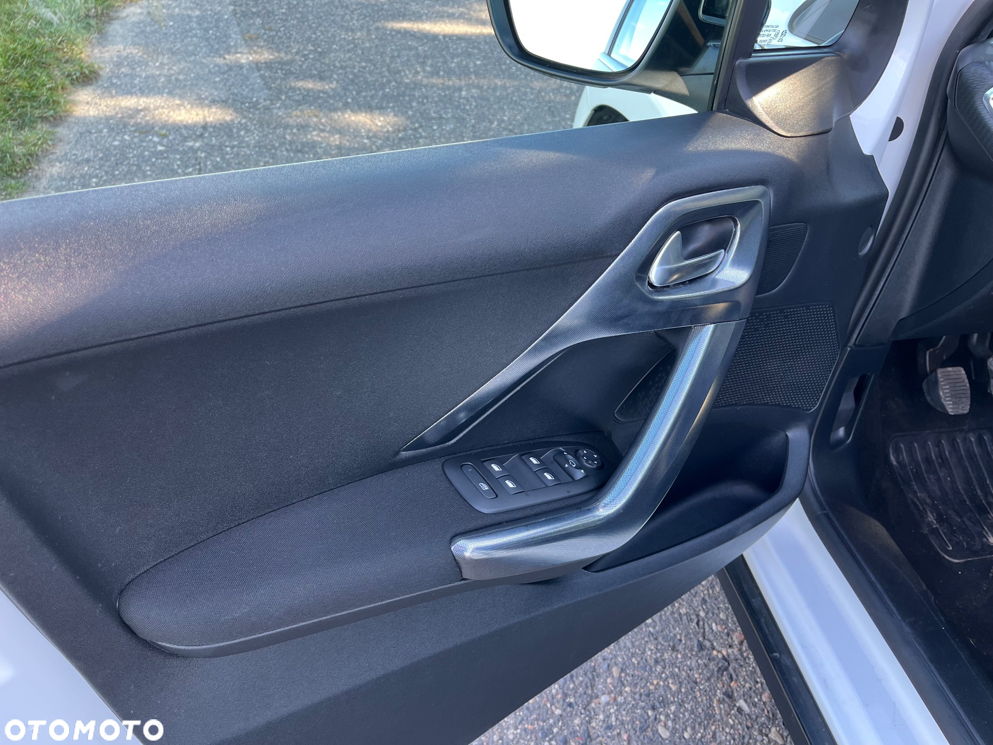 Peugeot 2008 - 10