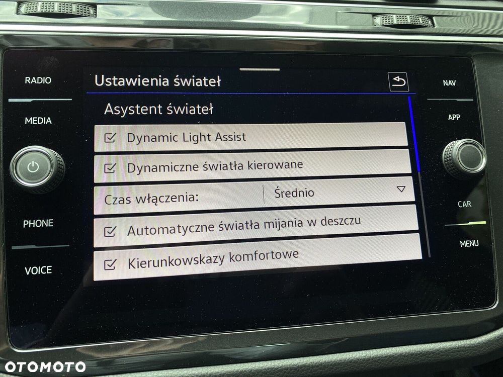 Volkswagen Tiguan - 27