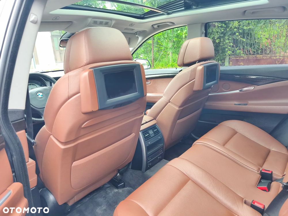 BMW 5GT 530d xDrive - 13