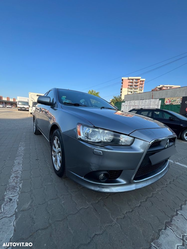 Mitsubishi Lancer - 5