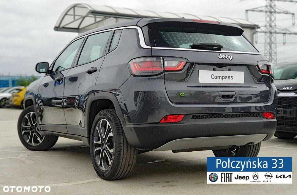 Jeep Compass - 4
