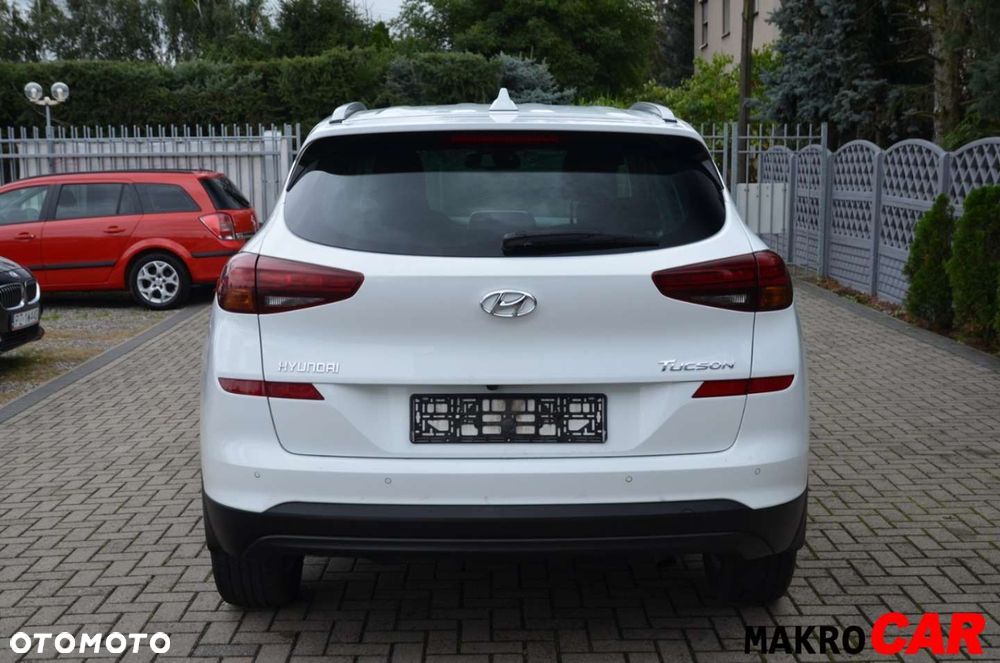 Hyundai Tucson 1.6 GDI BlueDrive Comfort 2WD - 19