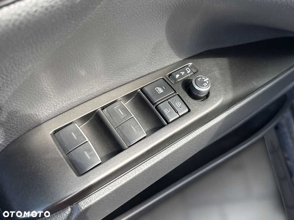 Toyota Camry 2.5 Hybrid Prestige CVT - 21