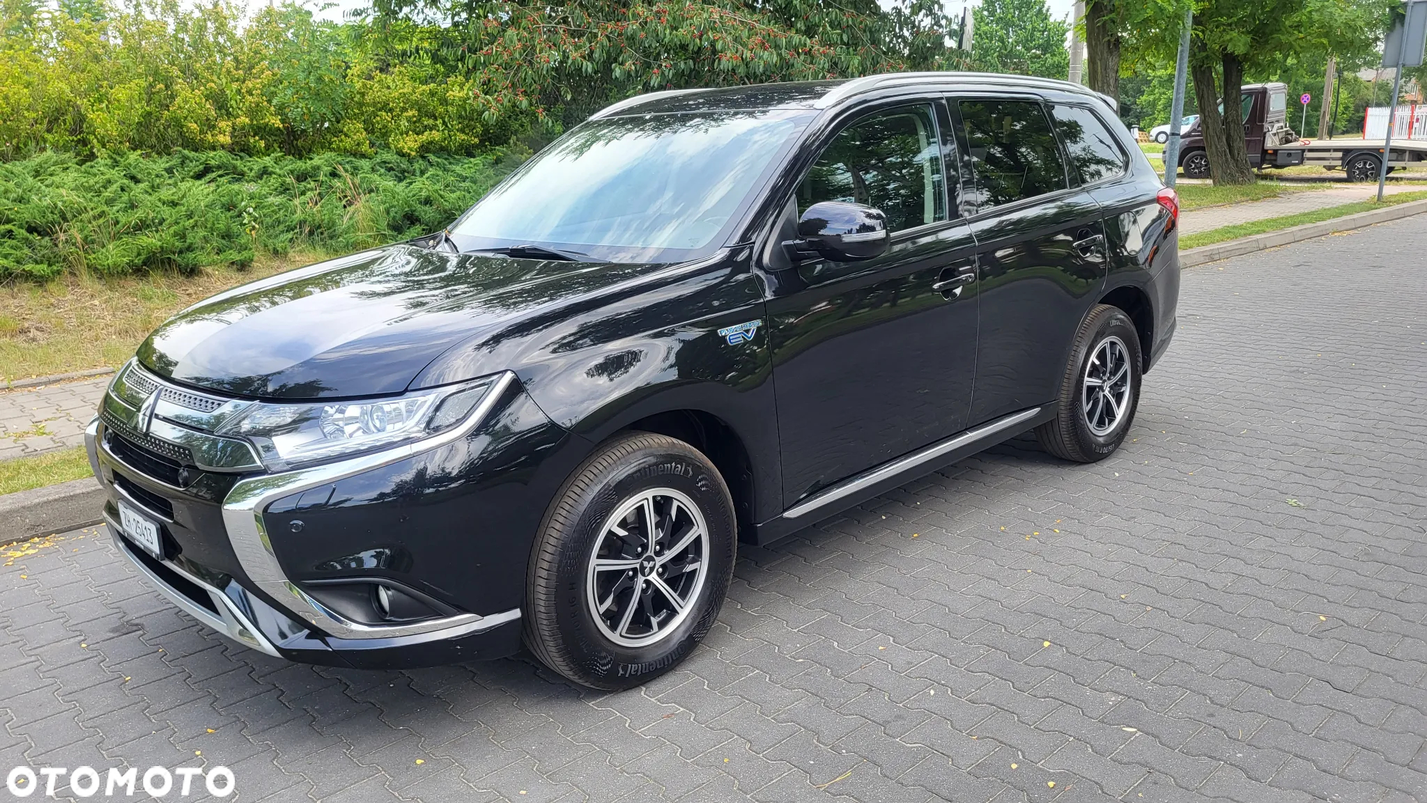 Mitsubishi Outlander 2.4 4WD Plug-In Hybrid Intro Edition - 3