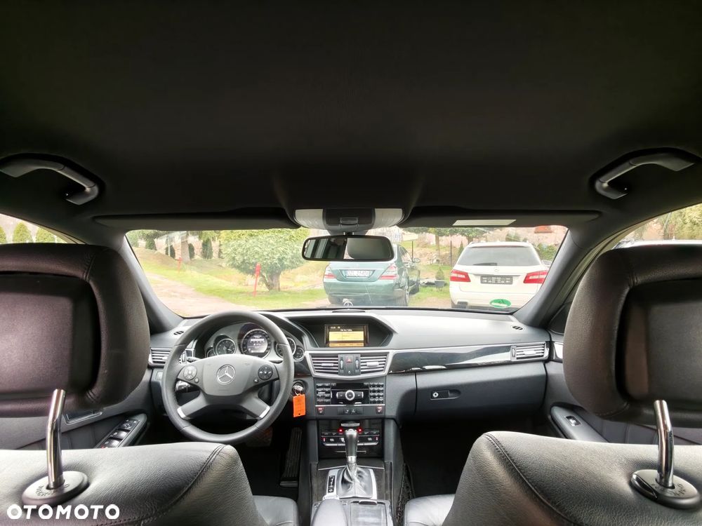 Mercedes-Benz Klasa E - 37