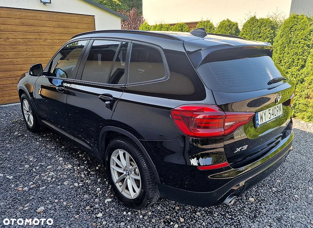 BMW X3 xDrive20d Business Edition - 3