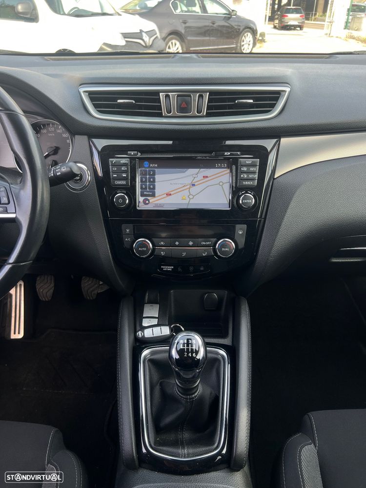 Nissan Qashqai 1.5 dCi Acenta Connect - 18