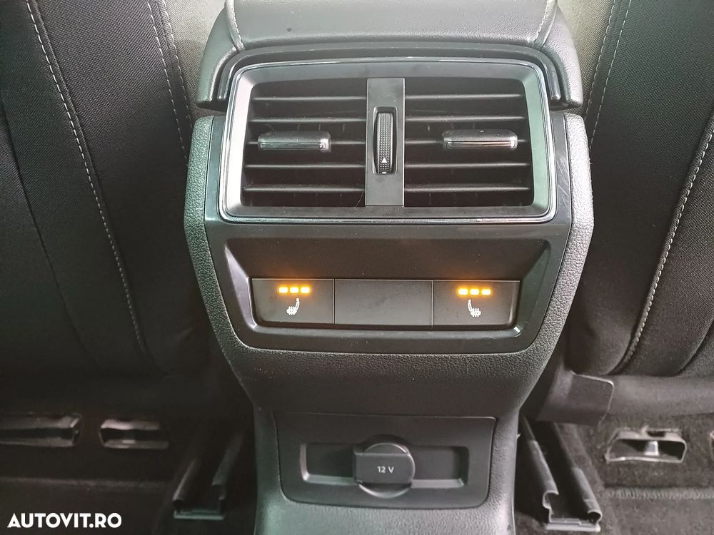 Skoda Karoq 2.0 TSI 4X4 DSG SportLine - 38