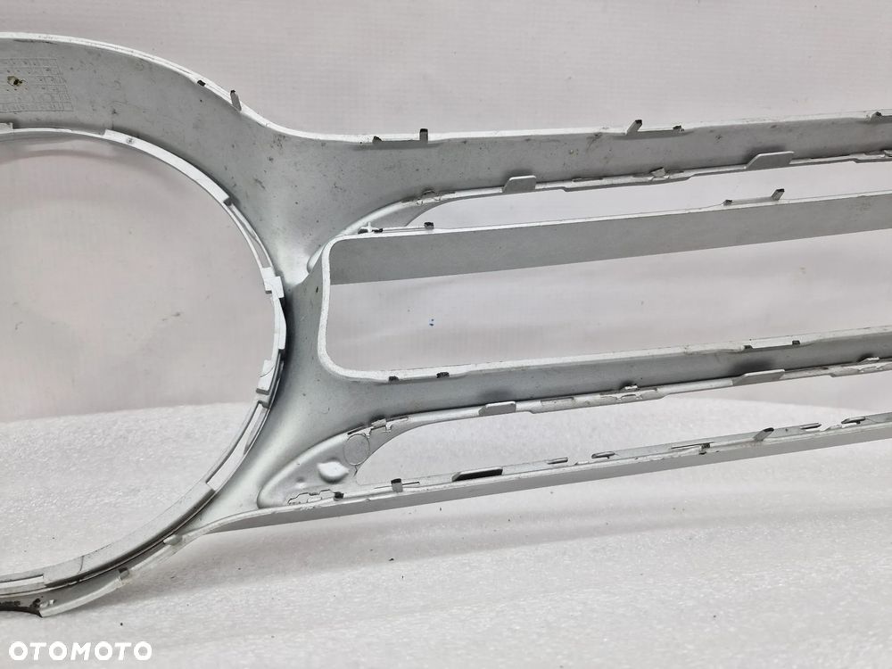 MERCEDES GLE W166 RAMKA / LISTWA ATRAPY / GRILLA PRZEDNIEGO PRZÓD , NR A1668880323 / A1668880423 , NR AUKCJI GL538 - 10