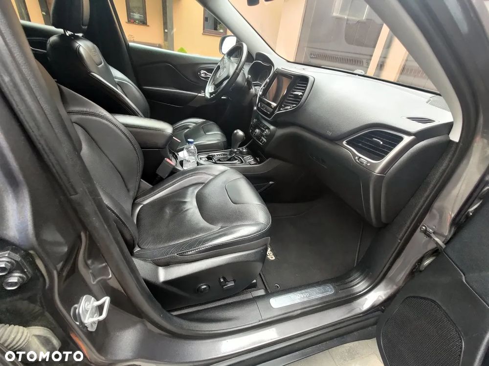 Jeep Cherokee 3.2 V6 Pentastar Active Drive I Automatik Limited - 29
