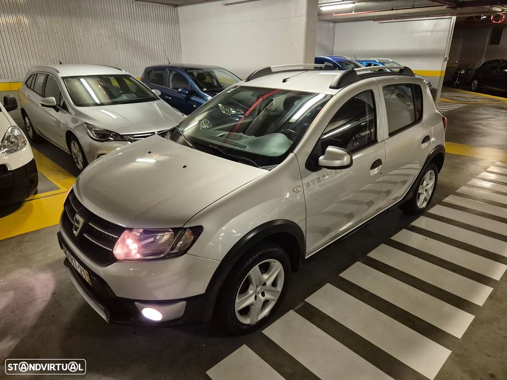 Dacia Sandero 0.9 TCe Stepway - 2