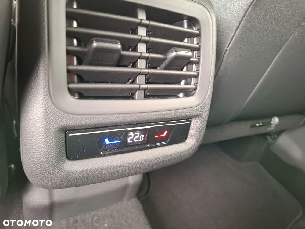 Volkswagen T-Roc 1.5 TSI R-Line DSG - 19