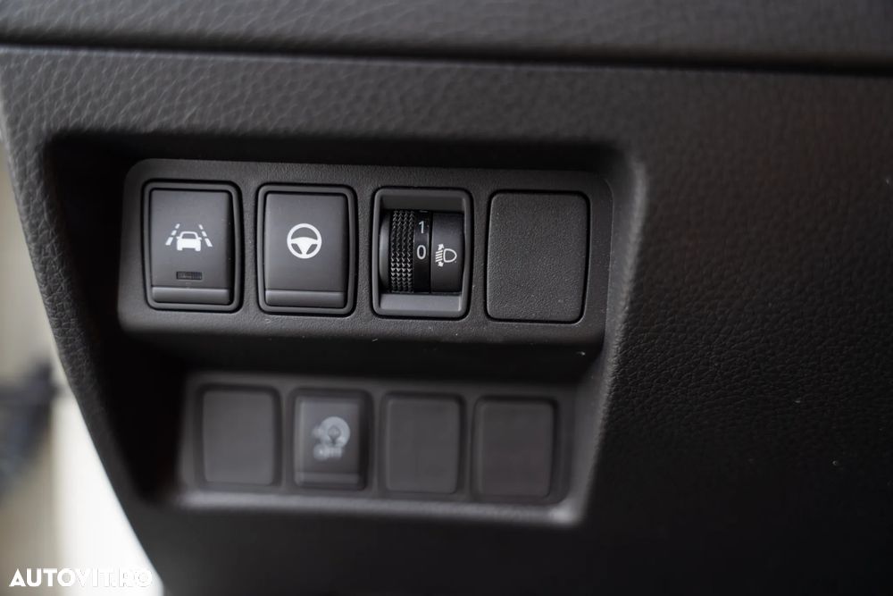 Nissan Qashqai 1.5 DCI N-CONNECTA - 19