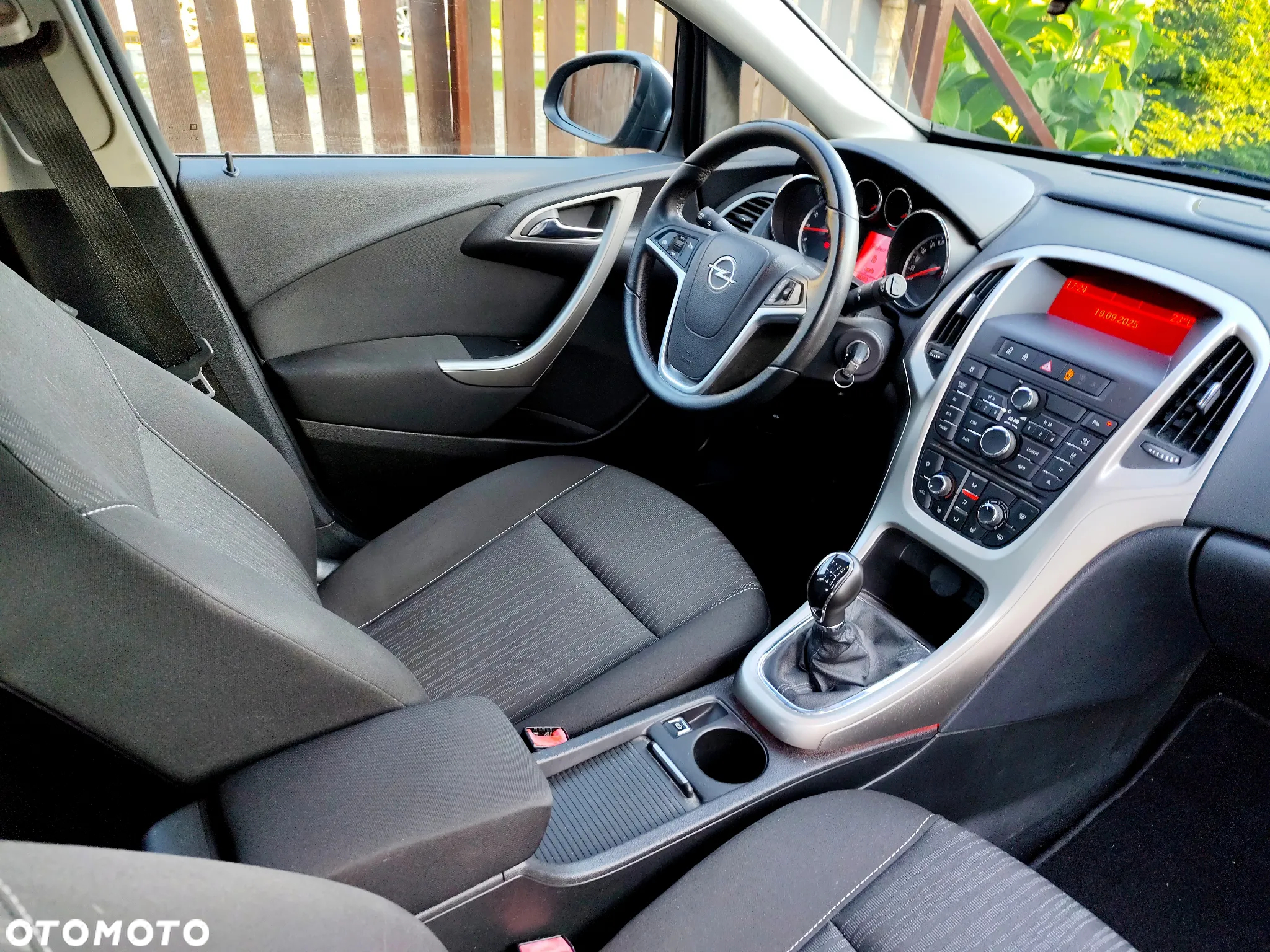 Opel Astra 1.4 Turbo Edition - 6