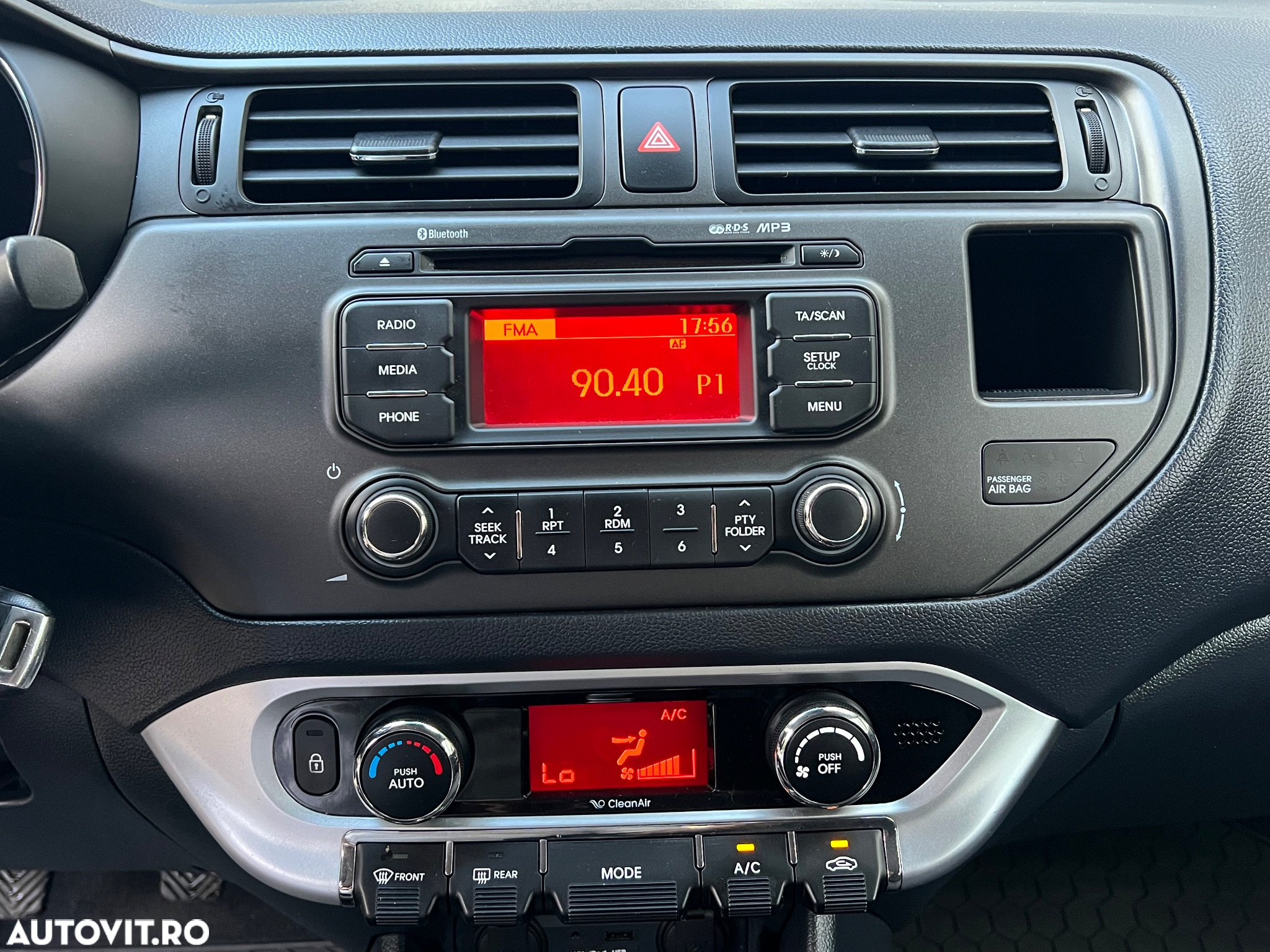 Kia Rio 1.4 CRDi 90 Platinum Edition - 8