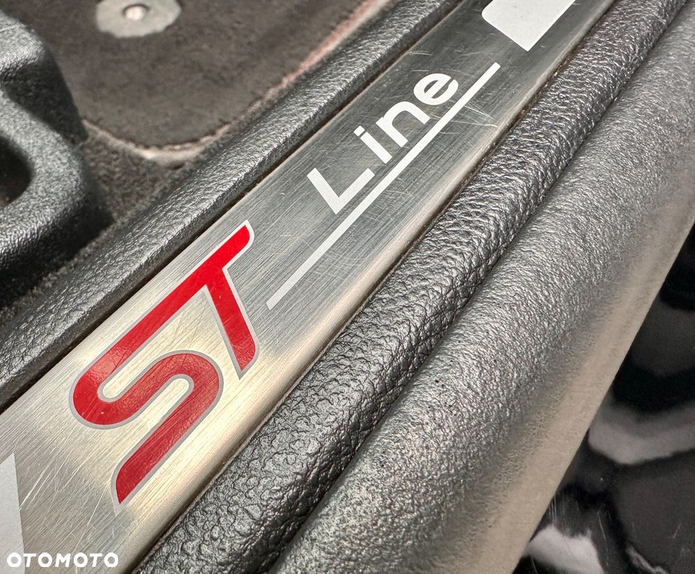 Ford S-Max 1.5 EcoBoost ST-Line - 19