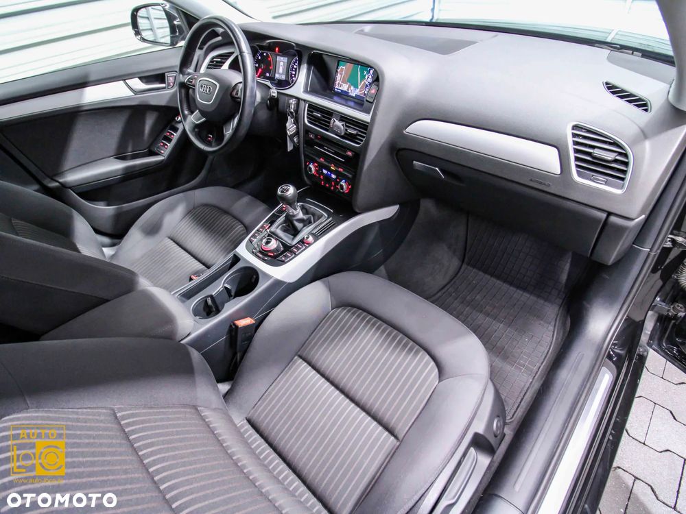 Audi A4 2.0 TDI DPF Ambiente - 9