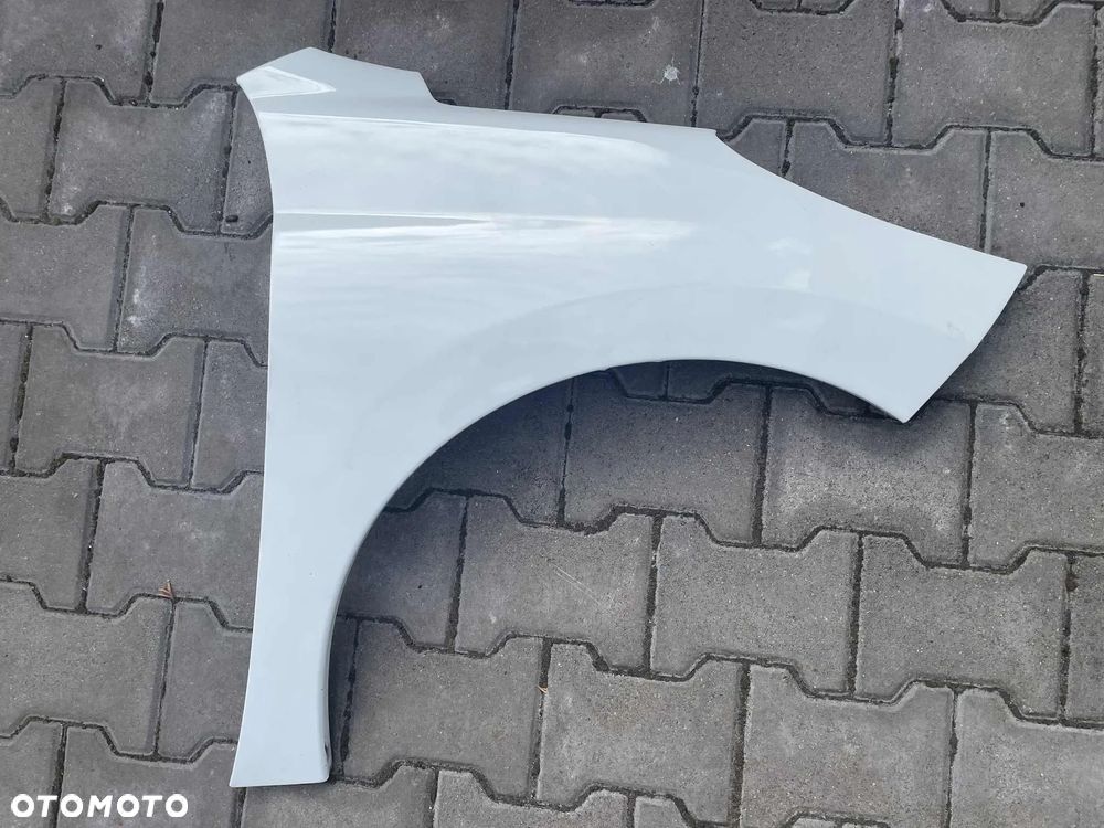 Peugeot 207 Prawy Błotnik Przód 2006-2014