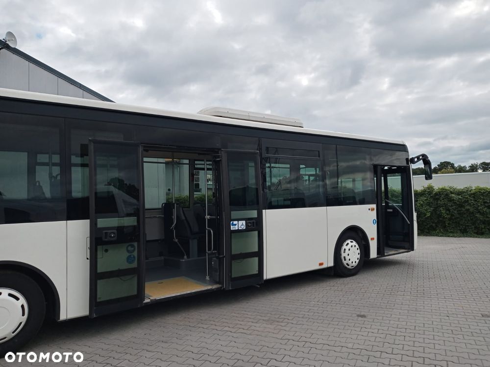 Iveco Crossway Low entry - 8