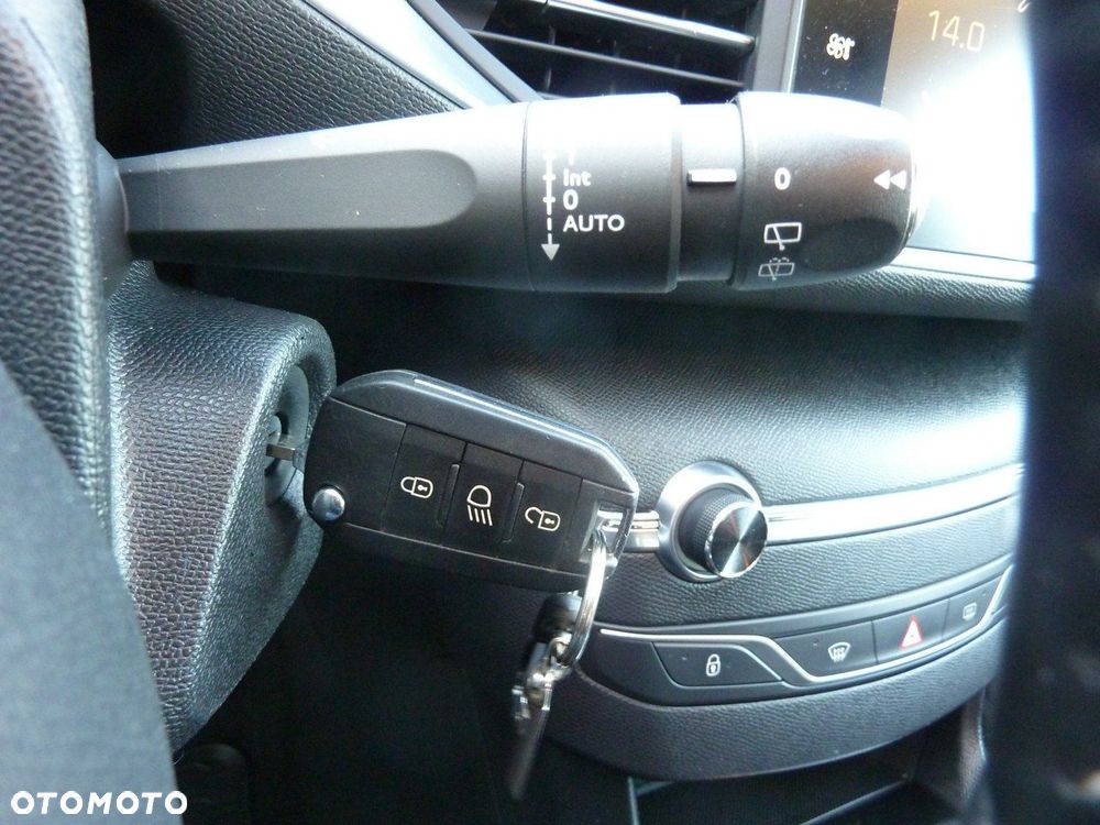Peugeot 308 - 31
