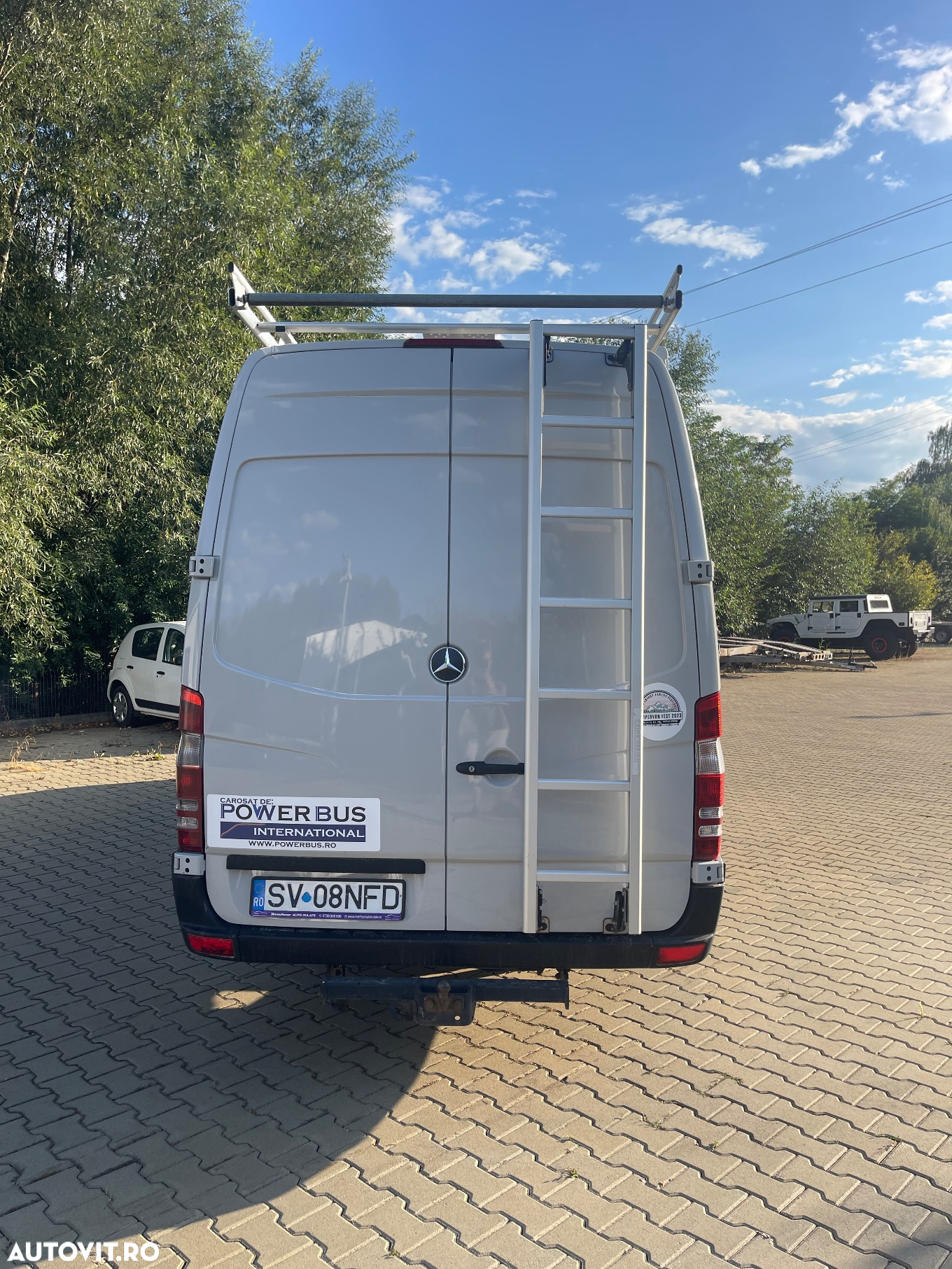 Mercedes-Benz Sprinter - 21