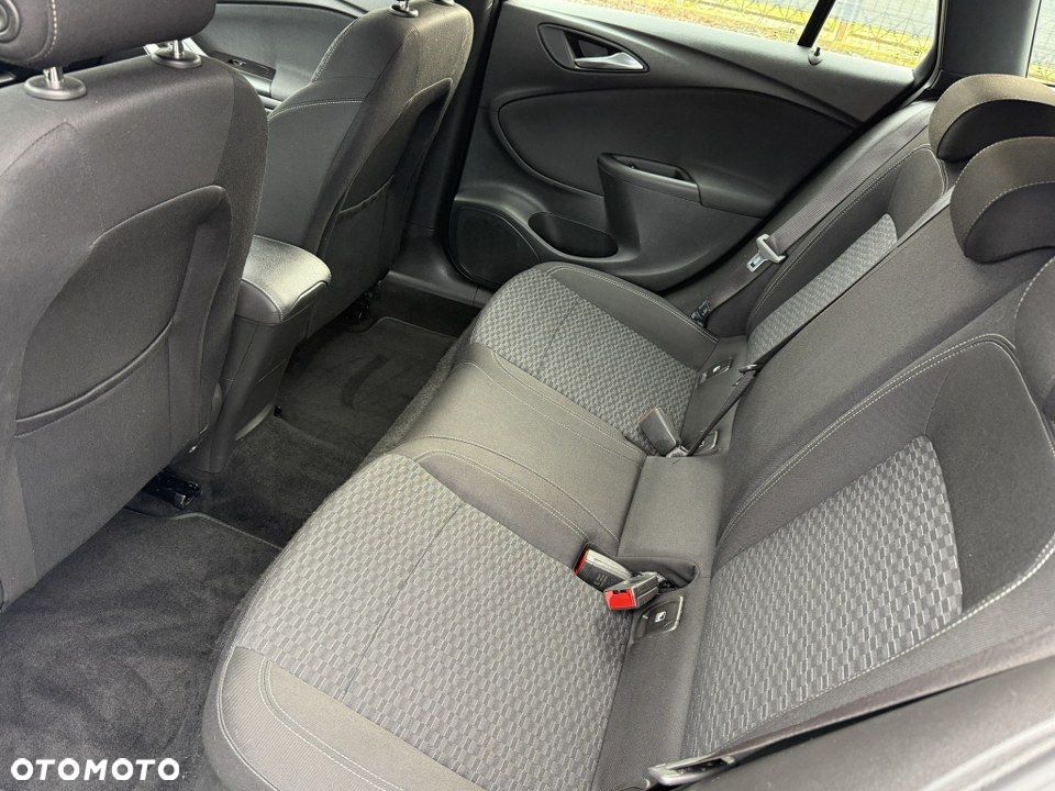 Opel Astra 1.4 Turbo Start/Stop Innovation - 37