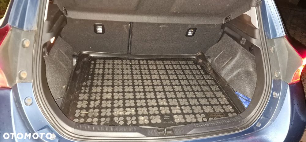 Toyota Auris 1.6 Premium - 6