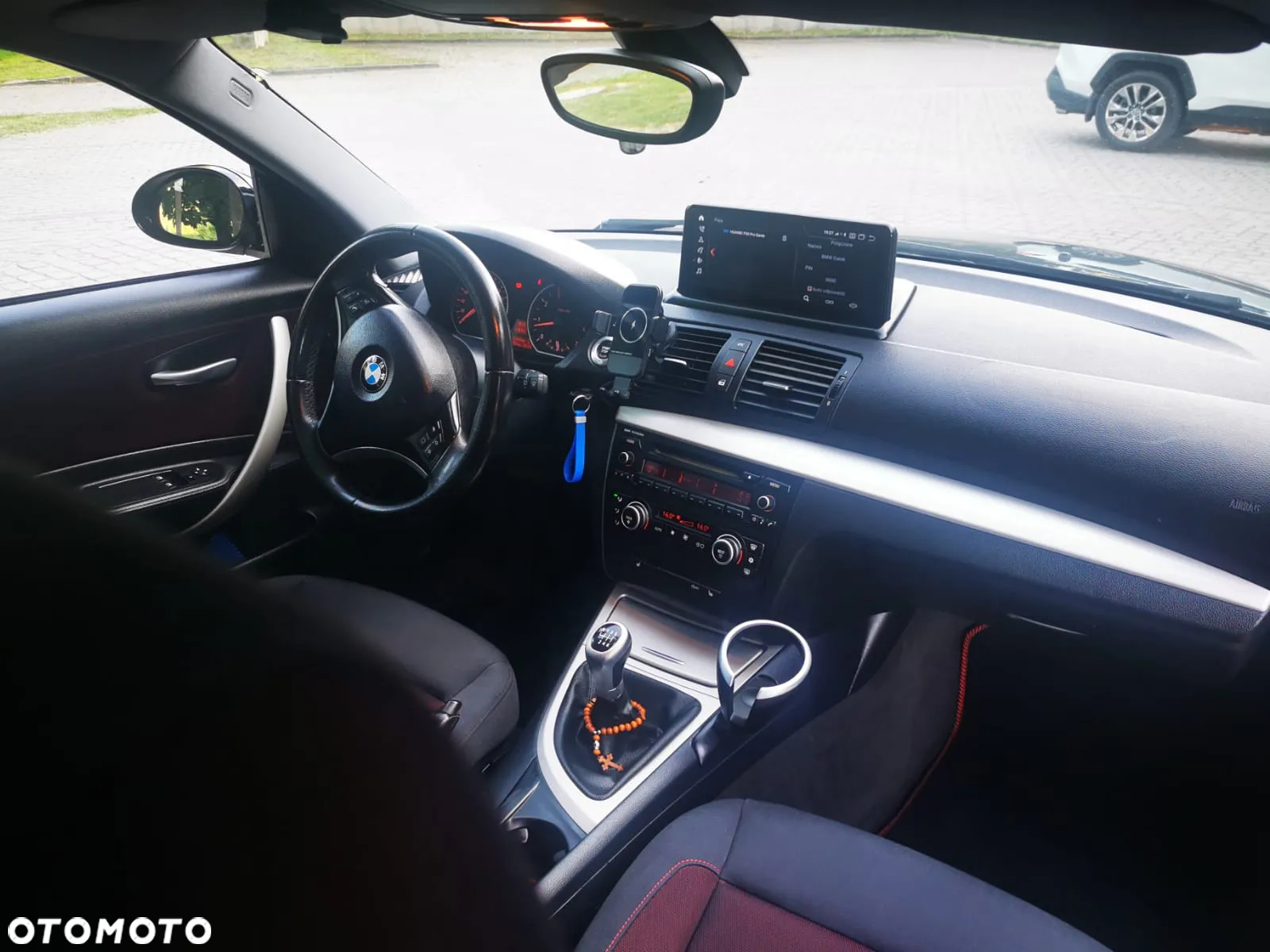 BMW Seria 1 116i - 8