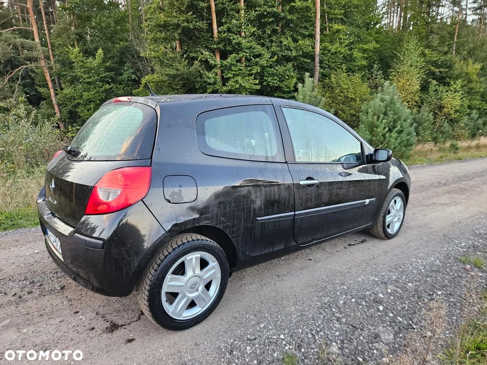 Renault Clio - 3