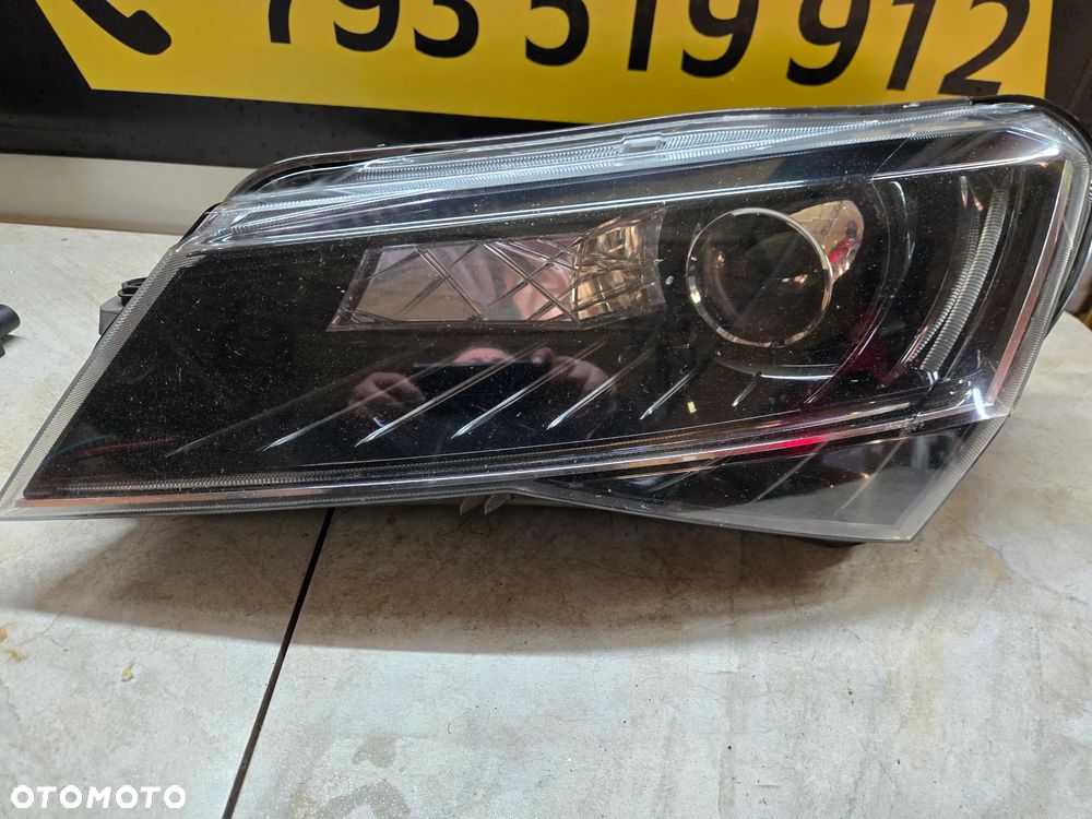 SKODA SUPERB III 3 LED LAMPA LEWA 3v1941015b   EU - 1