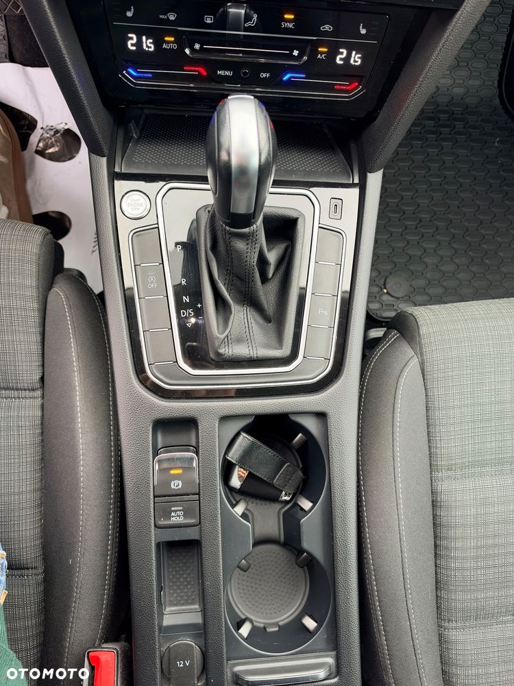Volkswagen Passat 1.5 TSI EVO Business DSG - 27