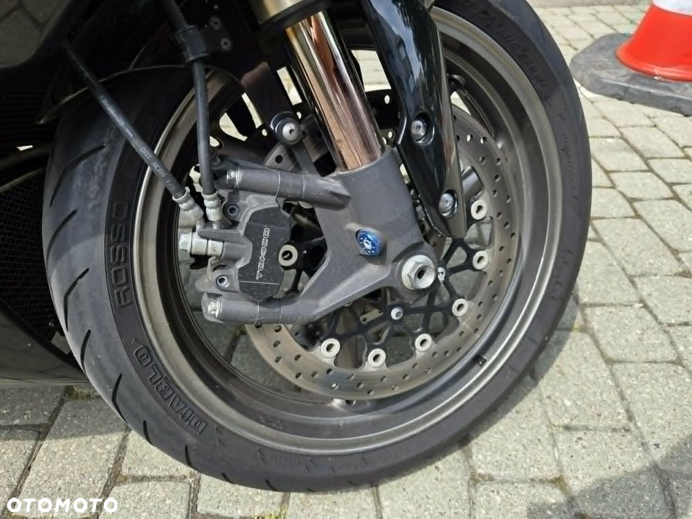 Suzuki GSX-R - 13
