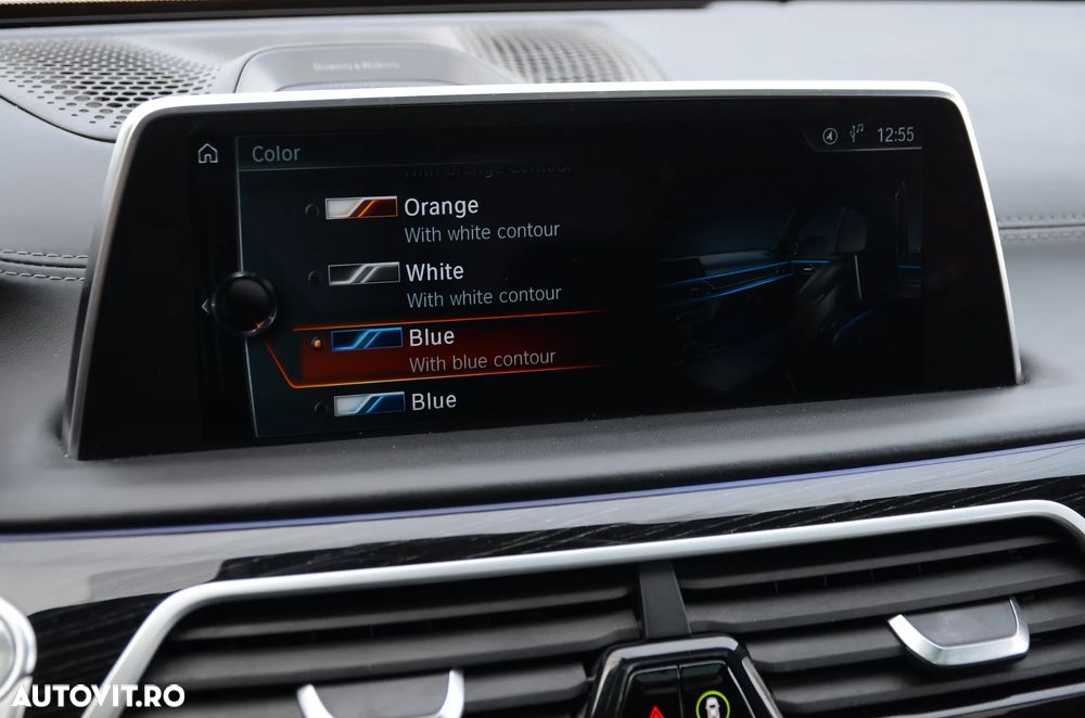 BMW Seria 7 750i xDrive - 26