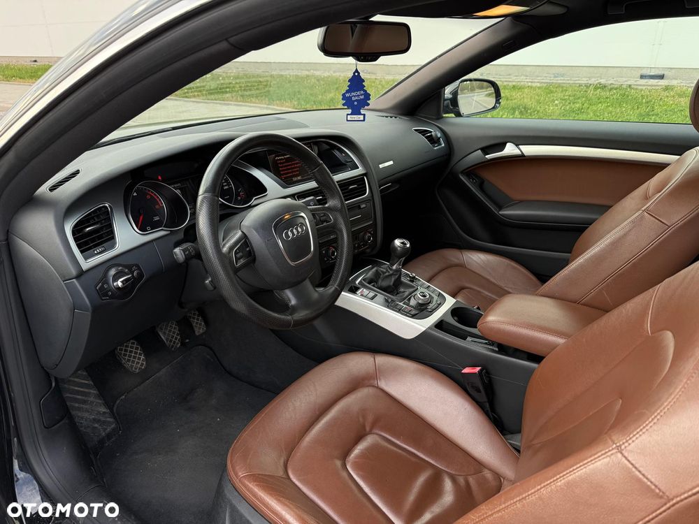 Audi A5 Coupé 2.0 TDI DPF - 9