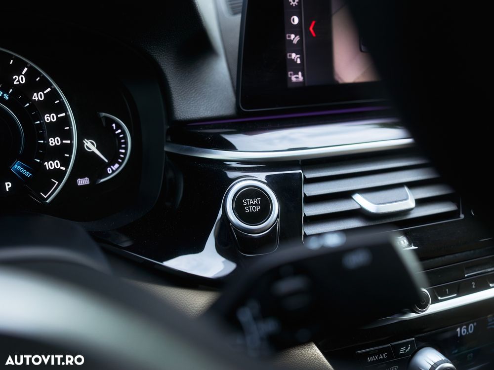 BMW Seria 5 - 30