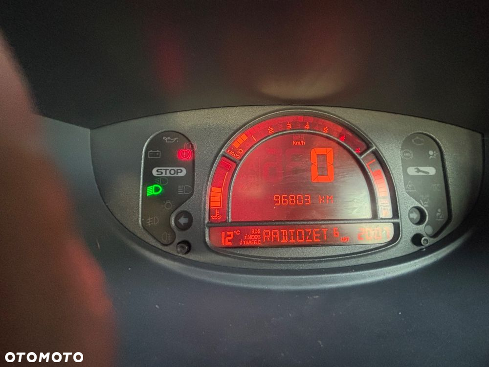 Renault Modus 1.6 16V Exception - 8