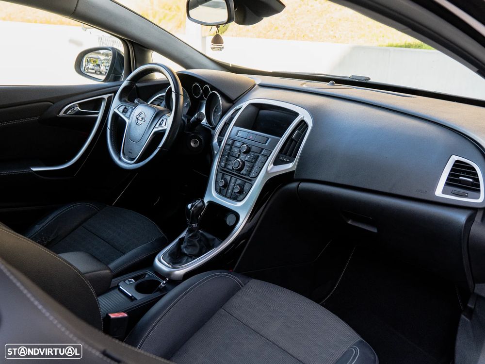 Opel Astra GTC 1.7 CDTi S/S - 13