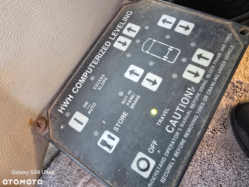 Chevrolet Winnebago Oshkosh Gulf Stream 2000 kamper USA Rv XXL cummins - 26