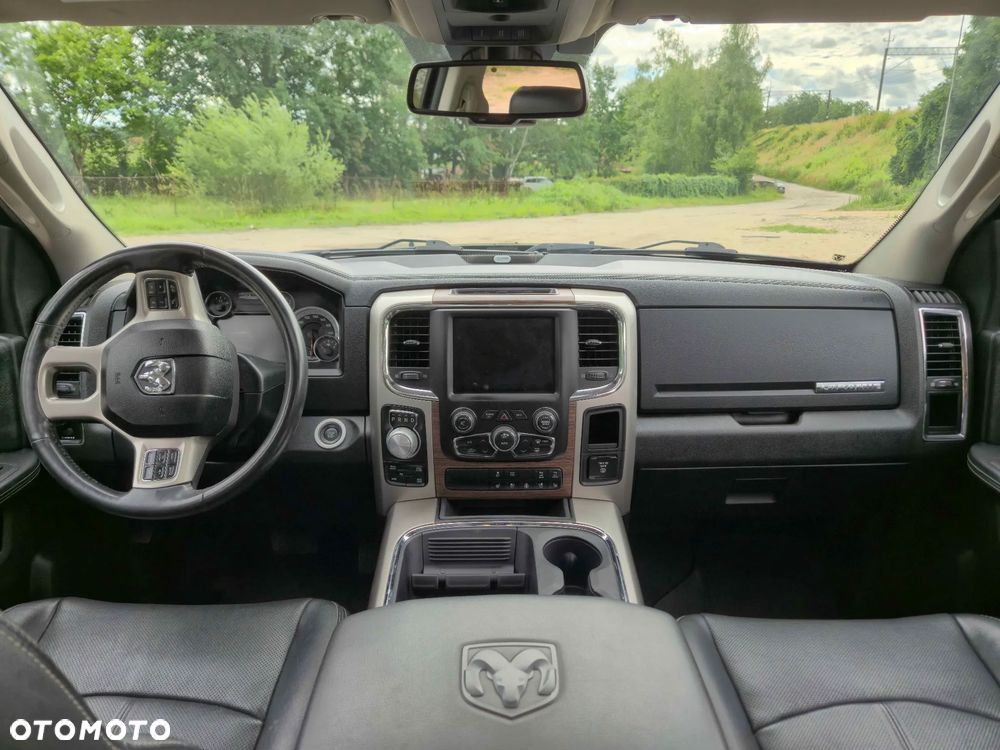 Dodge RAM 5.7 4x4 - 15