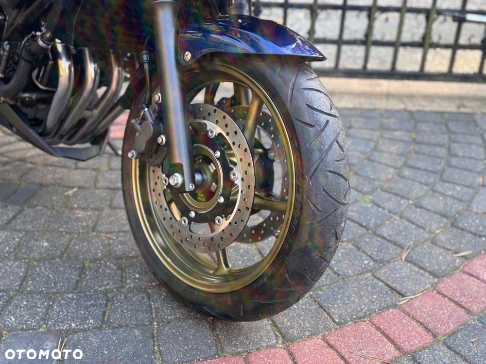 Yamaha XJ - 22