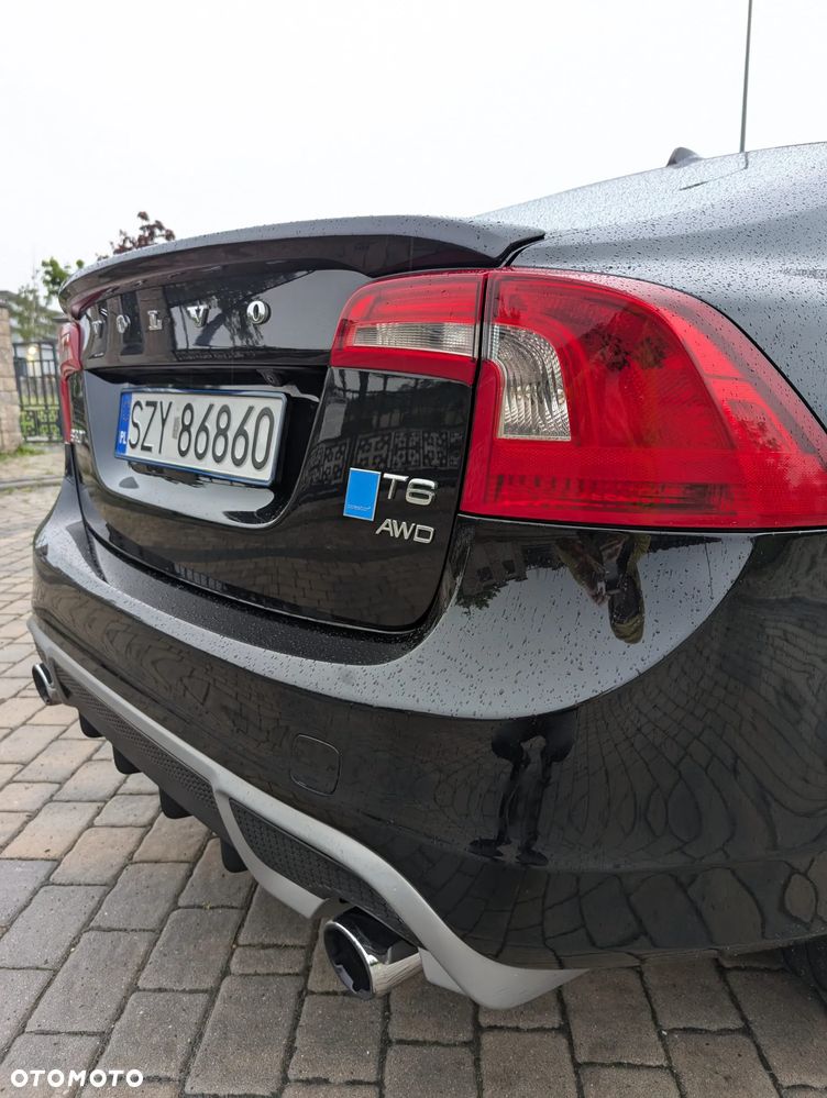 Volvo S60 T6 AWD R-Design - 6