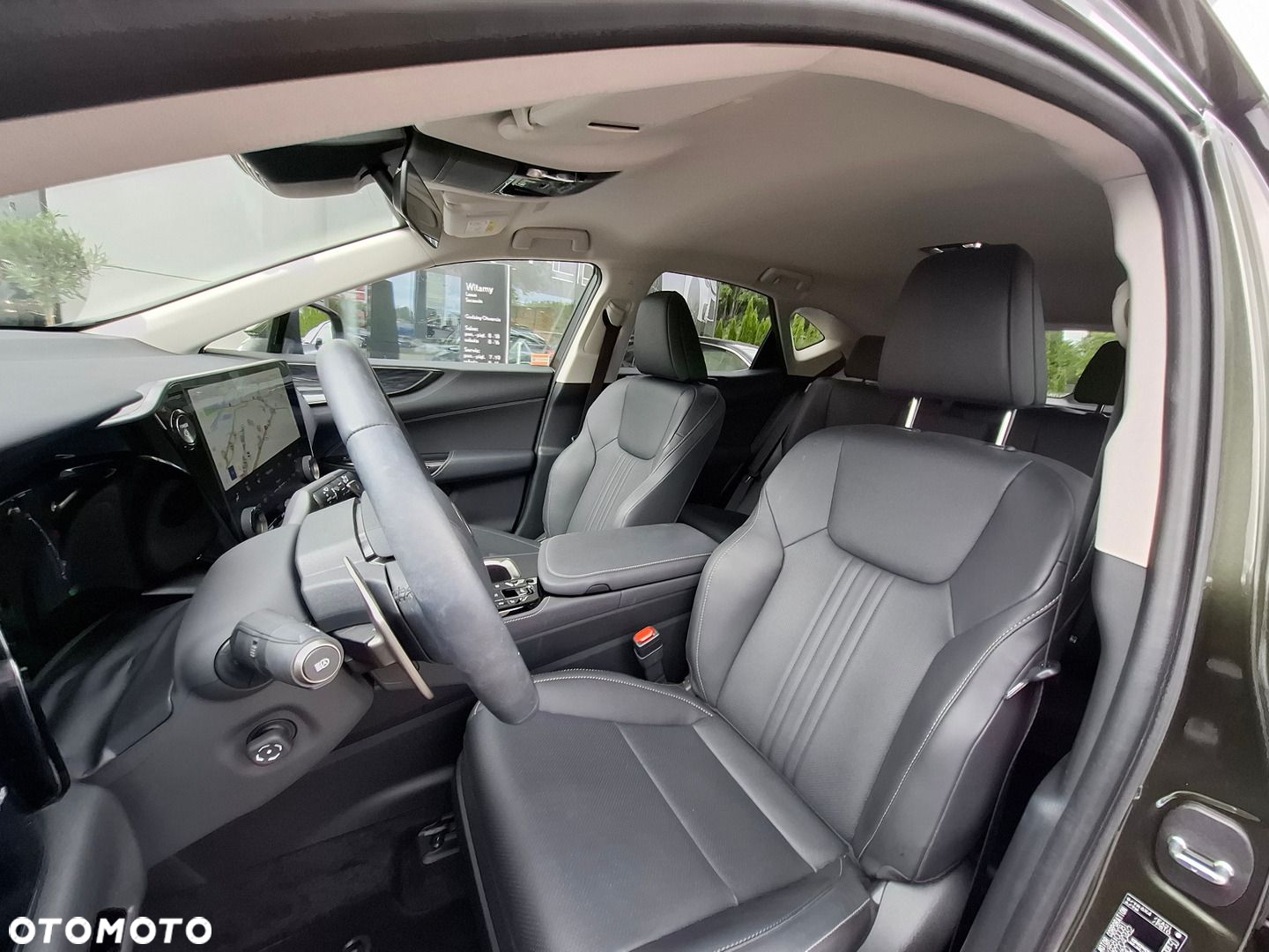Lexus NX - 12