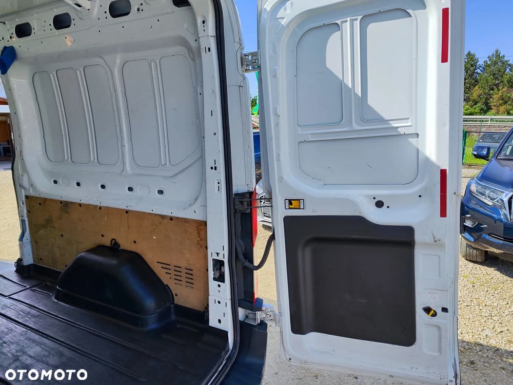 Ford Transit - 14