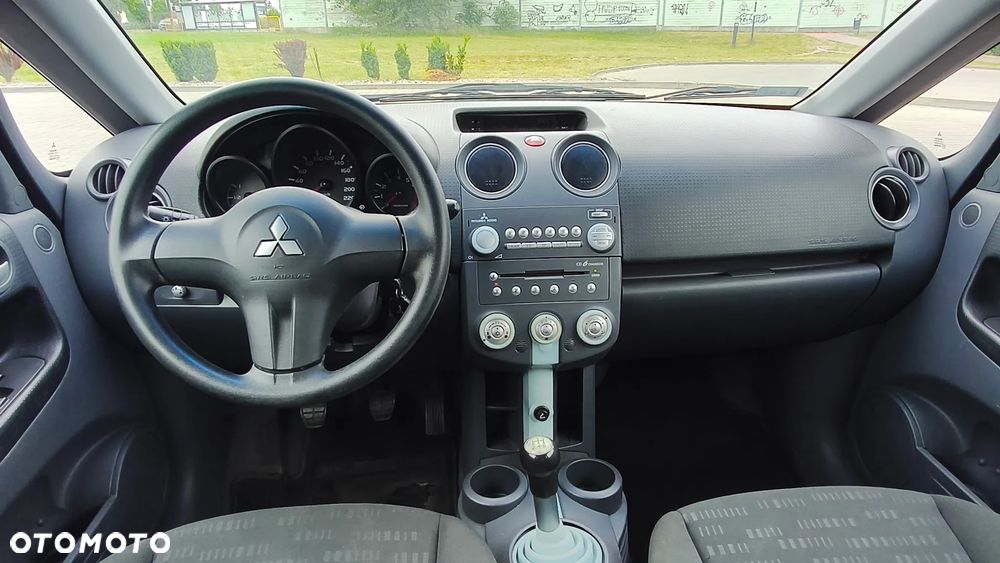 Mitsubishi Colt 1.3 Inform - 8