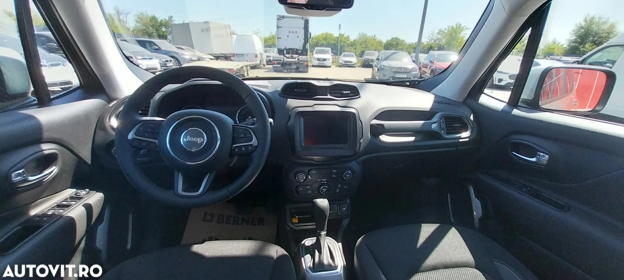 Jeep Renegade 1.5 FWD AT7 MHEV Limited - 11