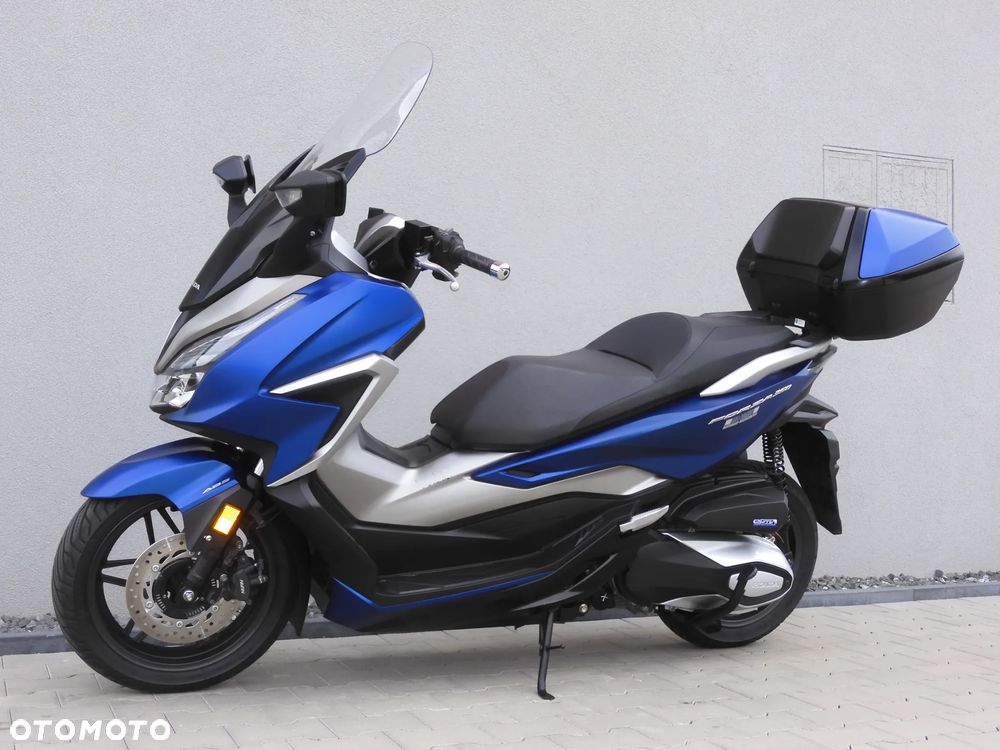 Honda NSS - 35
