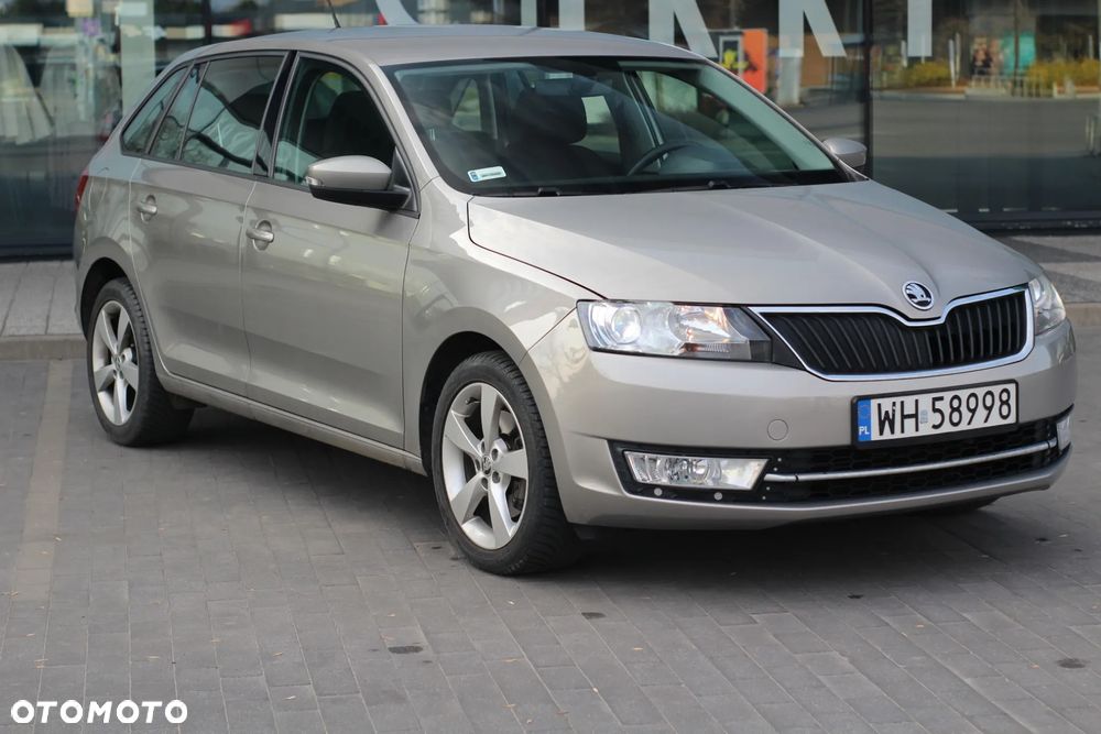 Skoda RAPID 1.2 TSI Ambition - 8