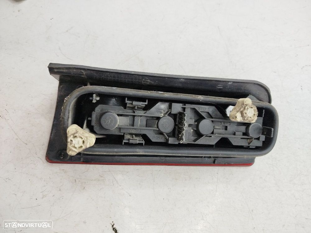 Farolim Stop Esq Opel Combo Caixa/Combi - 3